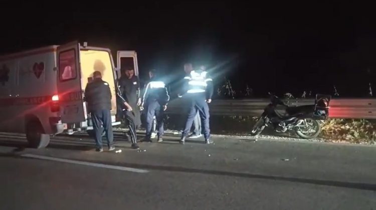 Aksident në Fier, dy persona të plagosur