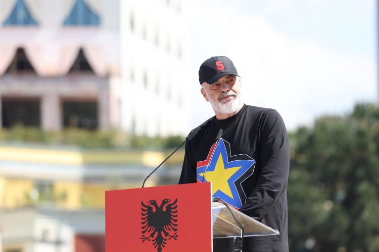 Rama: Shqiptarët nuk mund ta humbasin takimin me historinë për mustaqet e Kujtim Gjuzit