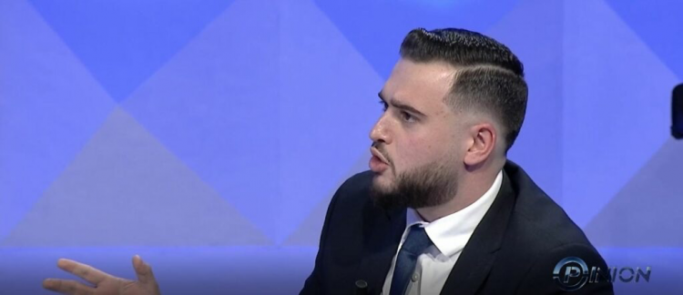 “Rama tani bën si ‘Mesia’!” -Pano: Në qeverinë Berisha, do kemi ministrinë e Familjes