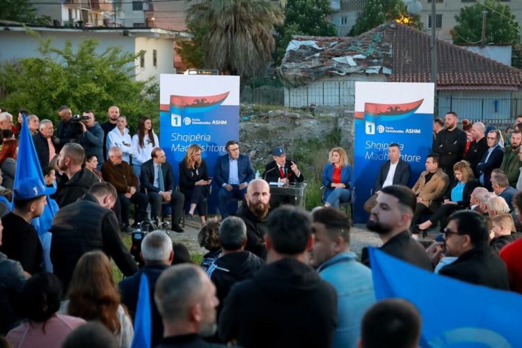 “U bë bajat, ka filluar me gratë…”, Berisha: Rama do që të mos bëhet debat për hallet e njerëzve
