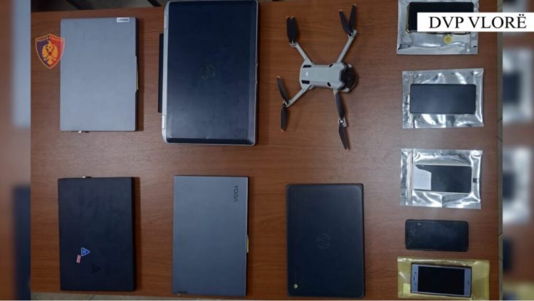 Ka ndërhyrë në të dhënat kompjuterike të disa institucioneve shtetërore, vihet nën hetim 15-vjeçari nga Vlora