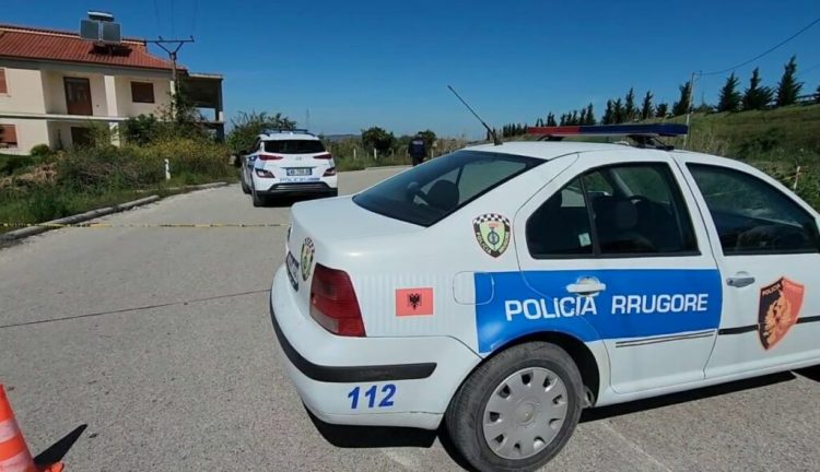 Plagosja me armë zjarri në Fier, shpallen në kërkim babë e bir