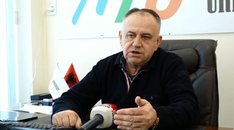 Më 8 Qershor ulet avioni i parë me turistë në Aeroportin e Vlorës