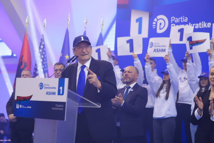 Berisha i përgjigjet Ramës nga Dibra: Burrat këtu janë si malet!