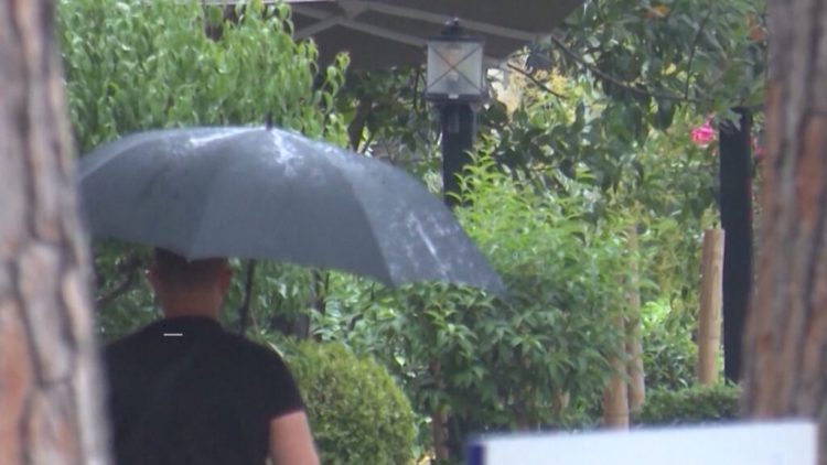 Fundjava me temperatura të larta, por do të ketë reshje shiu