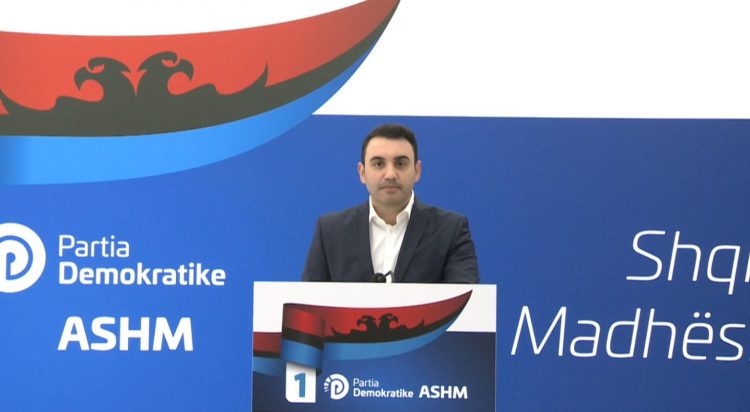 Incidenti në Bulqizë/Këlliçi:Babai i kandidatit socialist dhunoi kreun e degës së PD
