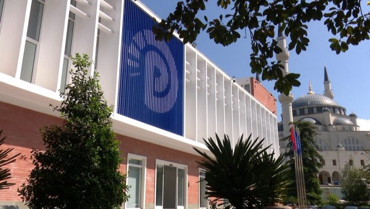PD, kontratë 6 milionë Dollarë me kompaninë e lobimit në SHBA