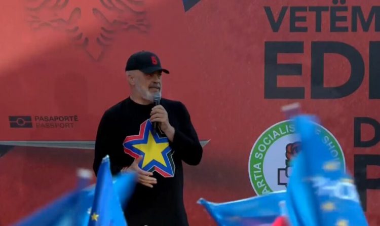 Rama në Patos: 11 Maji është si 22 Marsi i ’92-it!Derdhuni lumë në kutitë e votimit!