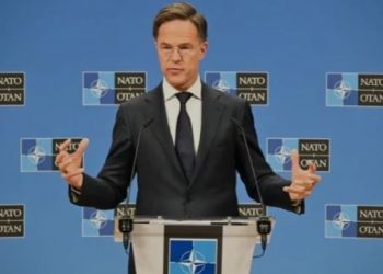 NATO ngre alarmin: Rusia po shqyrton vendosjen e armëve bërthamore në hapësirë