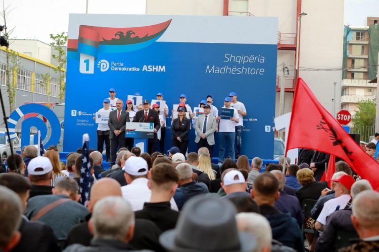 Berisha në Vorë: Ne jemi parti e vlerave themelore te shqiptarit
