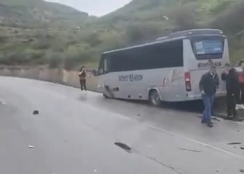 Ishin nisur për finalen në kryeqytet, aksidentohet autobusi me ekipin e Skënderbeut