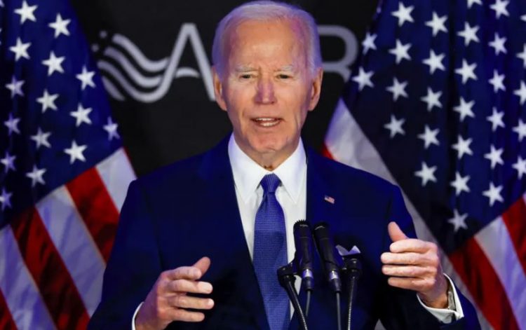 Rishfaqet Biden, kritika vendimeve të Trump