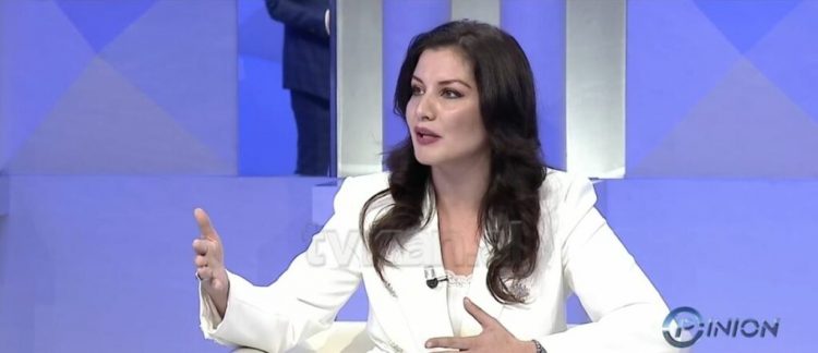 Videot e Bashës nga makina, Garo: Ky është pjesë e dështimit të opozitës