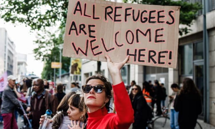 Berlini raporton rritje të sulmeve ndaj refugjatëve