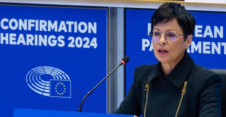 Komisionarja Kos bën thirrje për përmbajtje në Serbi