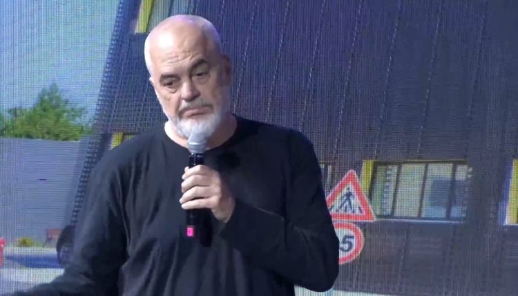 Rama prezanton projektet infrastrukturore: Shqipëria do të bëhet Zvicra e Ballkanit!
