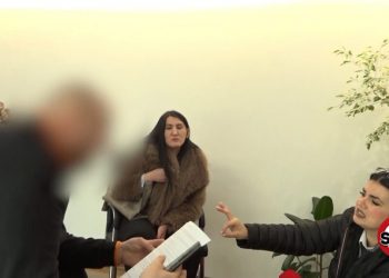 “Ik, shnet, zgjidhe me shtet”/ “Stop” merr pagat e ekonomistes nga firma e ndërtimit