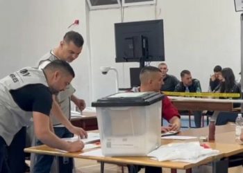 Votimi elektronik/ Shpallet rezultati në njësinë 10 në Tiranë, ja partia që kryeson