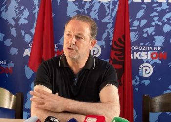 Qytetari në Lezhë kallëzon kandidatin e PD, Gjin Gjoni: Më erdhi në banesë për votën