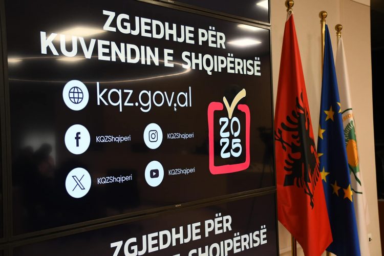 Kërkesa për shtyrjen e orarit të votimit në Vlorë, mblidhet Komisioni Rregullator