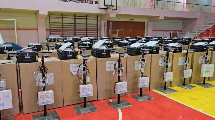 “Giro d’Italia” në Vlorë/ PS i kërkon KQZ-së shtyrjen e orarit të votimit