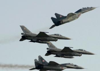Sulmet ruse në Ukrainë, Polonia vendos avionë për të mbrojtur hapësirën ajrore