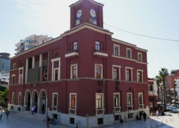 Investimet “lule mos me prek”, bashkitë realizojnë vetëm 5% të programit vjetor