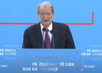 Ambasada e SHBA uroi shqiptarët për zgjedhjet,Berisha:Mesazhi, asgjësimi i Edi Ramës