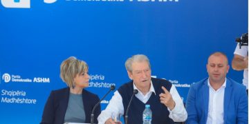 “Ballkani i Hapur do hidhet në…”/Berisha:Taksë për qumështin pluhur aty ku e meriton
