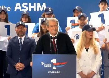 “Nuk kërkoj pushtet, dua 100 ditë”/Berisha:Po të kisha ambicie për para,sot do isha…