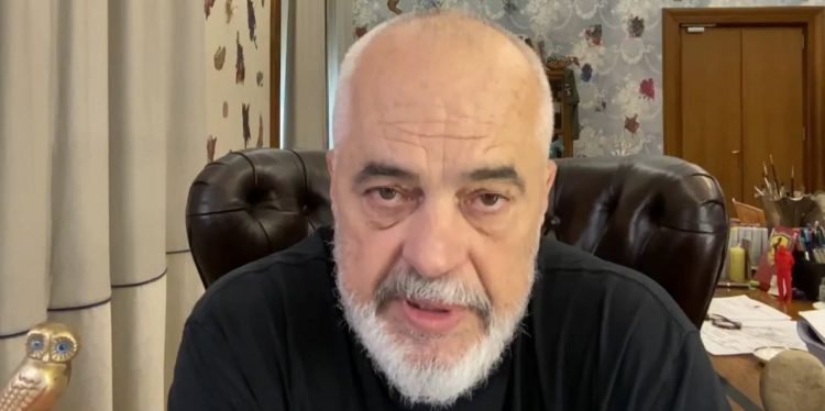 “Unë jam vetë shumë i pakënaqur”/ Rama: S’jeni të detyruar të aprovoni atë që them…