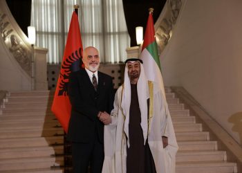 Presidenti i Emirateve të Bashkuara uron Ramën: Zgjerojmë bashkëpunimin mes kombeve