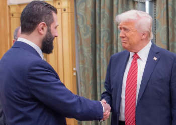 Çfarë sinjalizon takimi i Trumpit me udhëheqësin e ri sirian?