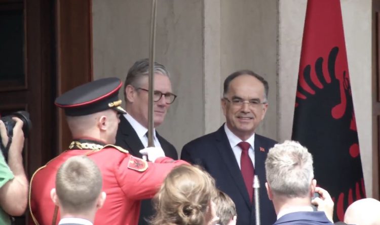 Samiti Politik Evropian, Begaj pret në Presidencë kryeministrin Starmer