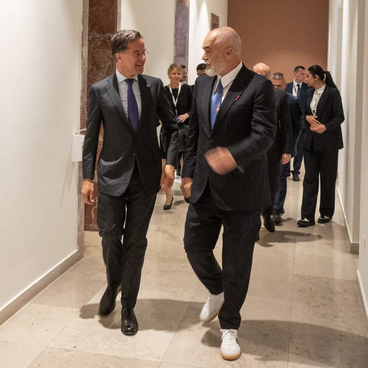 Takimi me Ramën në Kryeministri/Rutte:Diskutuam për situatën në Ballkanin Perëndimor
