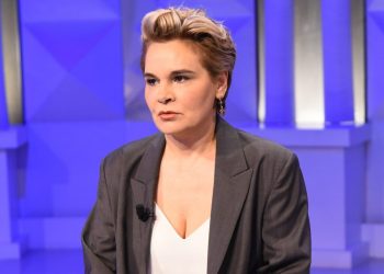 Jashtë politikës dhe pjesë e kinematografisë? Kryemadhi publikon pamje nga xhirimet