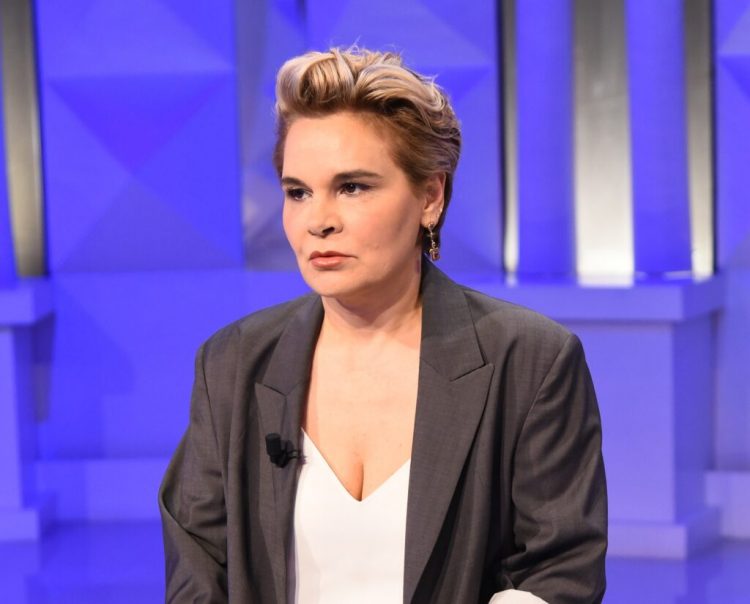 Jashtë politikës dhe pjesë e kinematografisë? Kryemadhi publikon pamje nga xhirimet