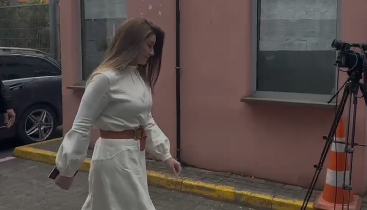 Ajola Xoxa paraqitet në SPAK në zbatim të masës së sigurisë