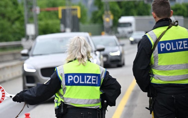 Refugjatët dhe migrimi/ Kritika të ashpra ndaj Gjermanisë!