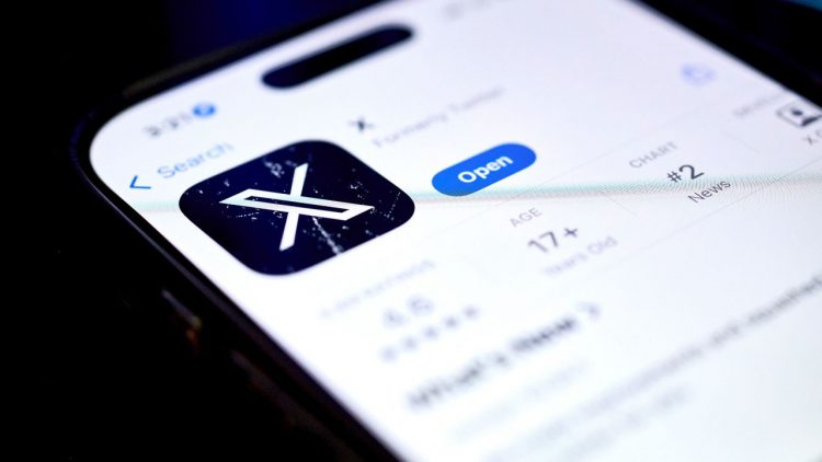 Ndërprerje masive të platformës sociale X, mijëra përdorues raportuan probleme