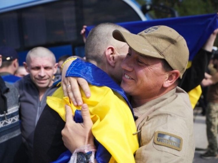 Dita e dytë e këmbimit të burgosurve, Rusia dhe Ukraina këmbejnë qindra ushtarë