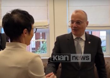 Në Qershor hapen të gjithë kapitujt e negociatave/ Kos: Në Shqipëri po bëhet punë..