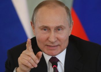 Lartësoi fitoren e Luftës II Botërore, Putin zbut tonet me Perëndimin