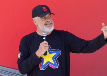 “Bën sakrificë,votuan për një maskara si Rama”, kreu i PS u kërkon votën demokratëve