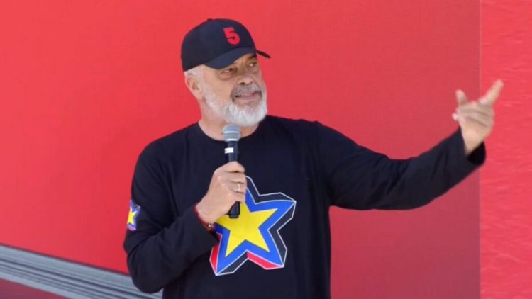 “Bën sakrificë,votuan për një maskara si Rama”, kreu i PS u kërkon votën demokratëve