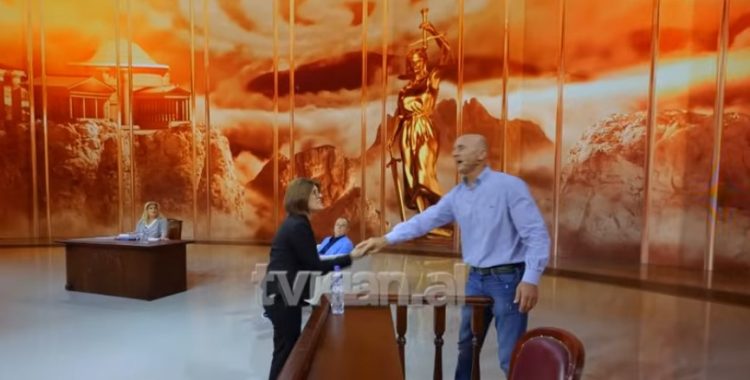 Degradon sherri, burri shtyn gruan: Fikeni diskun e prishur