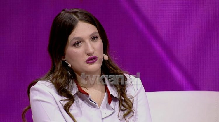 E mbijetuara nga aborti selektiv: Hallat i kanë abortuar vajzat, babai ka 11 djem