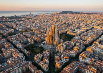 Sulmet në Gaza, Barcelona pezullon marrëveshjen e miqësisë me Tel Avivin