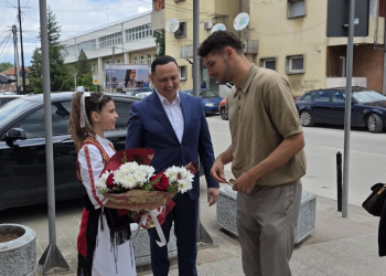 Ndeshjet kualifikuese, Pajaziti porosit Gjimshitin: Berat, mundeni Serbinë!