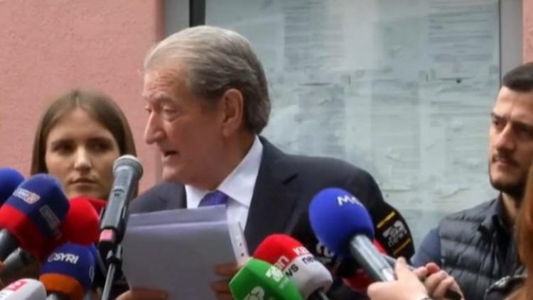 “Akuza gjyqtares Irena Gjoka”,Berisha:Mashtruese ordinere, e dënuar në shtetin grek